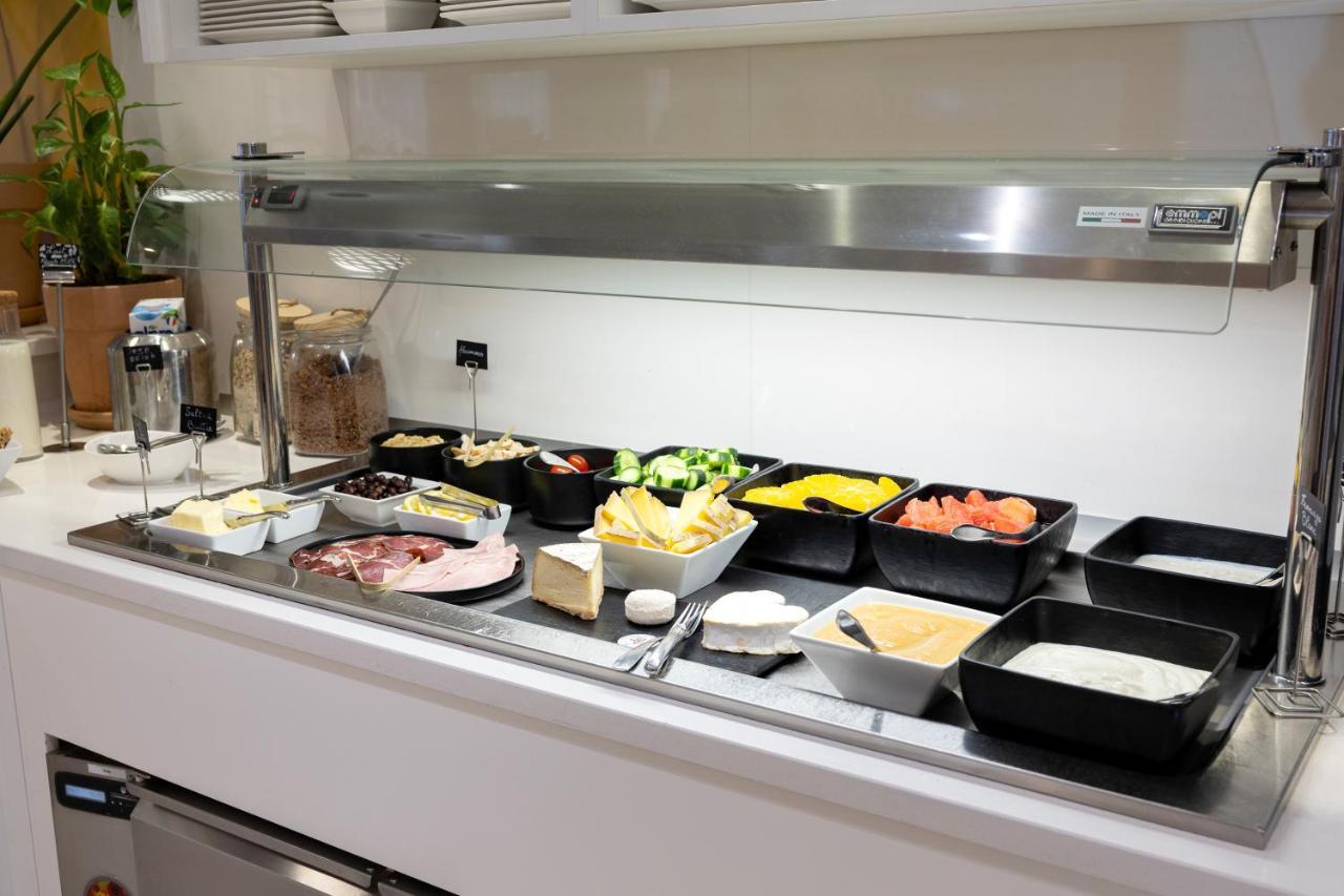 尼斯格里马尔迪Mercure Centre酒店